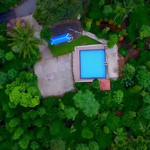 Resort Karapuzha Lakeshore, Wayanad